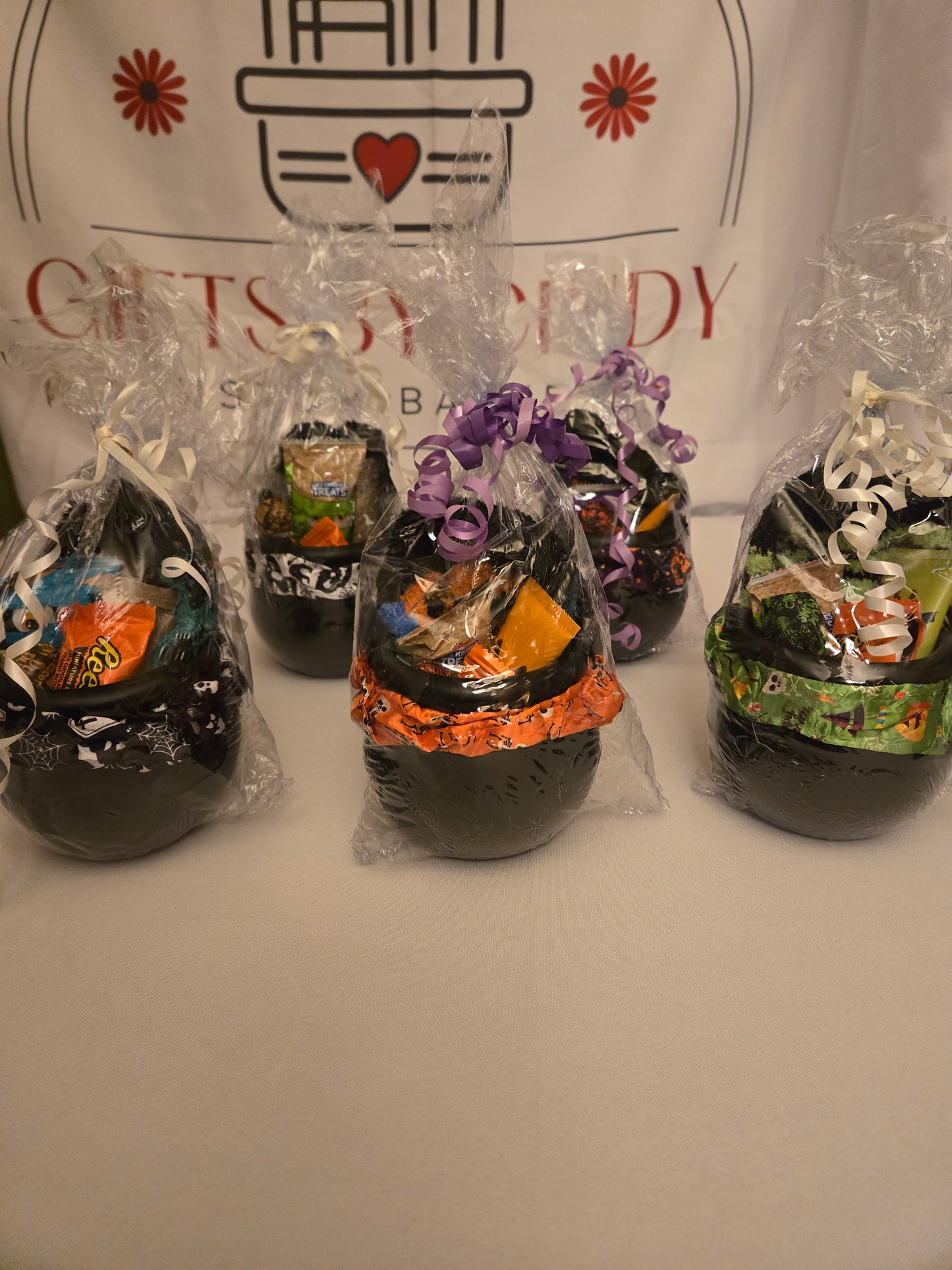 Mini Halloween Boo Cauldron