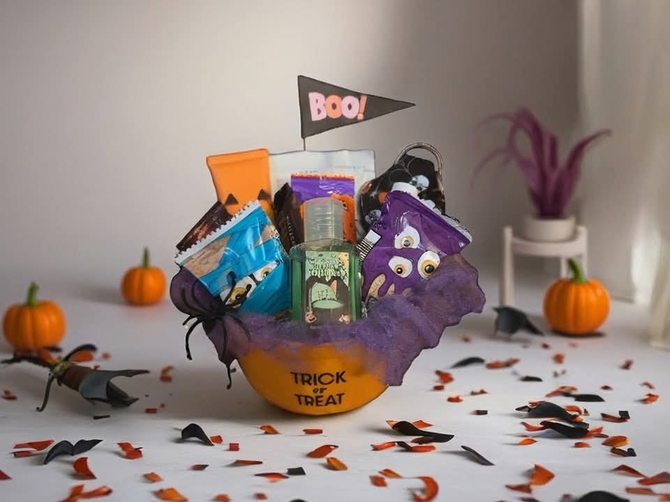 Mini Boo Baskets